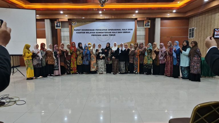 Plt Kakanwil Kemenhaj Jatim Tekankan Etika Sederhana dan Kemandirian Dharma Wanita