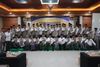 Wamen Haji dan Umrah RI, Dr. H Dahnil Anzar Simanjuntak bersama Kakanwil Haji dan Umrah Prov Jatim serta Kepala Kemenhaj Kab/Kota Se Jawa Timur