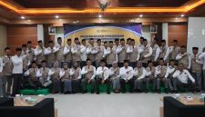 Wamen Haji dan Umrah RI, Dr. H Dahnil Anzar Simanjuntak bersama Kakanwil Haji dan Umrah Prov Jatim serta Kepala Kemenhaj Kab/Kota Se Jawa Timur