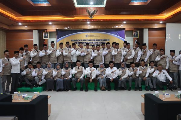 Wamen Haji dan Umrah RI, Dr. H Dahnil Anzar Simanjuntak bersama Kakanwil Haji dan Umrah Prov Jatim serta Kepala Kemenhaj Kab/Kota Se Jawa Timur